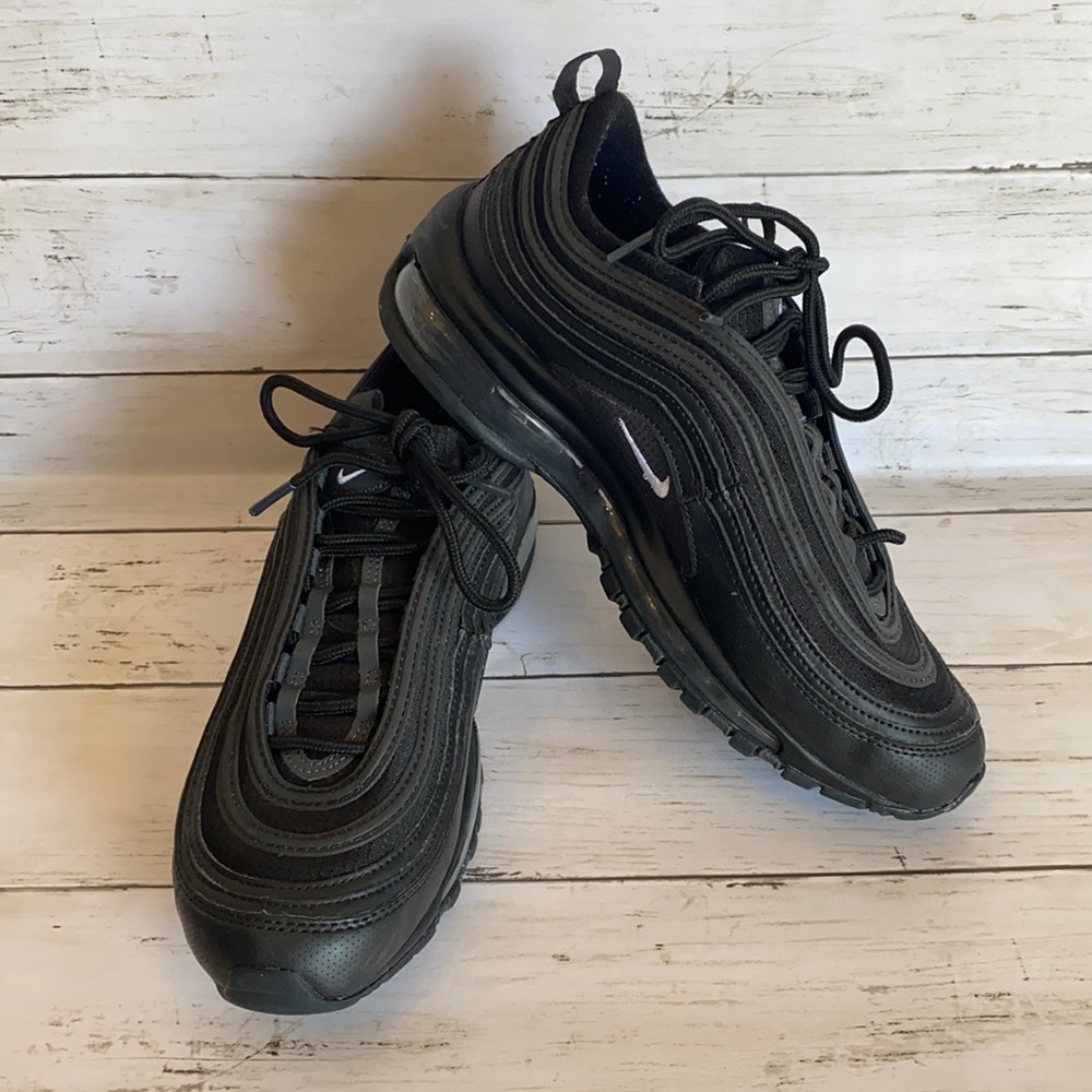 AirMax Sneakers 7Y
